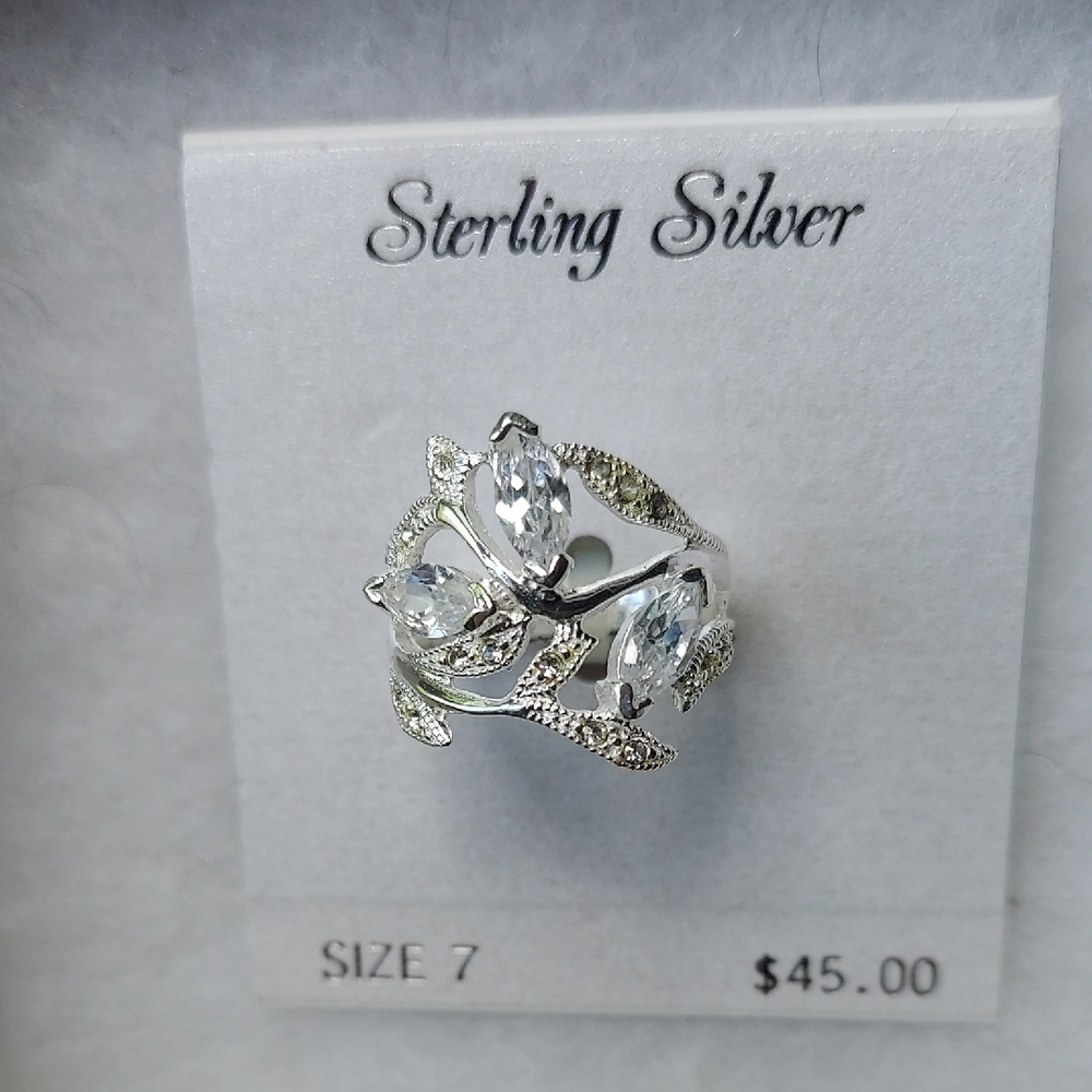 Sterling Silver Women's Ring Size 7